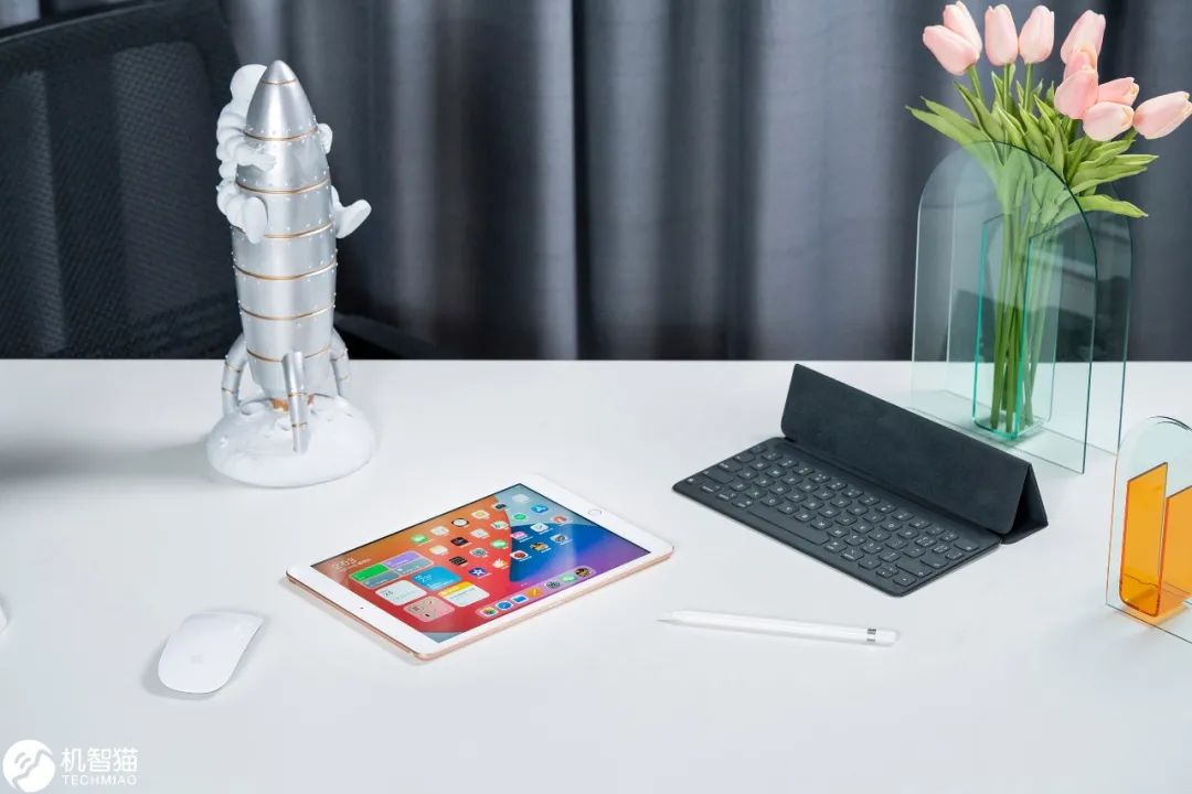 安卓平板和ipad哪个适合学生,ipad和安卓平板哪个更适合做word