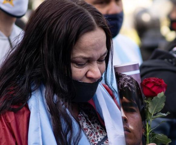 马拉多纳上帝之手拿冠军了吗,马拉多纳是梅西的什么人