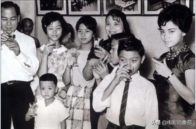 张国荣这一生，不长，刚好够我们“记念”一辈子