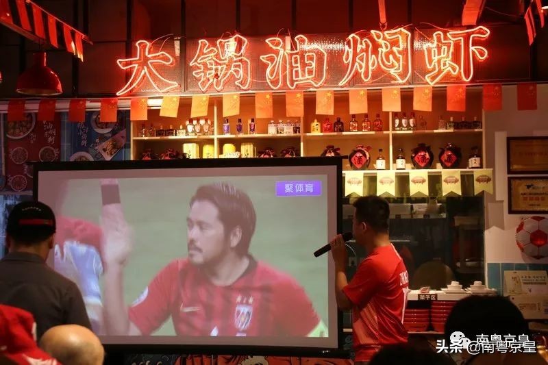 羊城飘逸着最傲娇的色彩——中国红，要的就是这个味儿