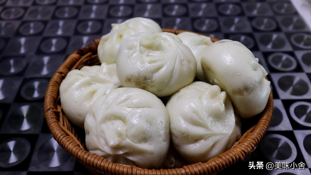 怎么蒸包子不塌陷不回缩,韭菜蒸包子不塌陷不回缩的好方法
