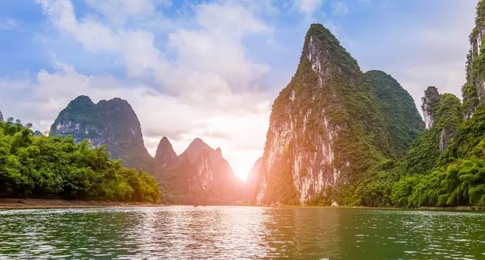 桂林山水甲天下阳朔旅游攻略,桂林山水甲天下阳朔风景