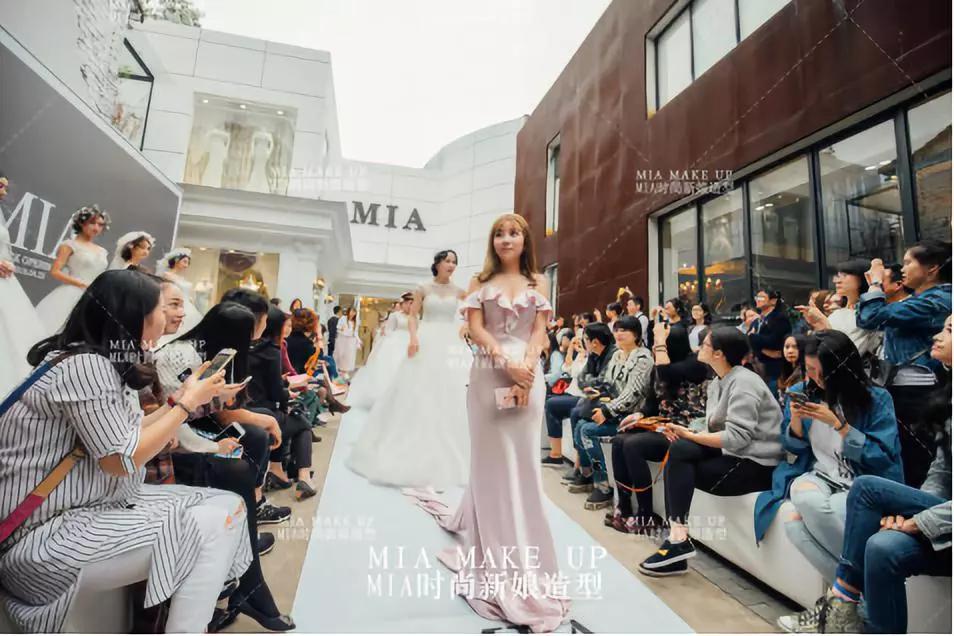 拒绝千篇一律独具特色,拒绝千篇一律的影楼风