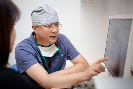 种植牙医院一般保几年,全口种植牙能用几年