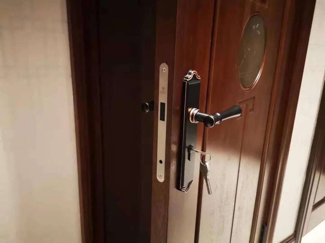 一扇好门让你生活完美,一扇好门完整版