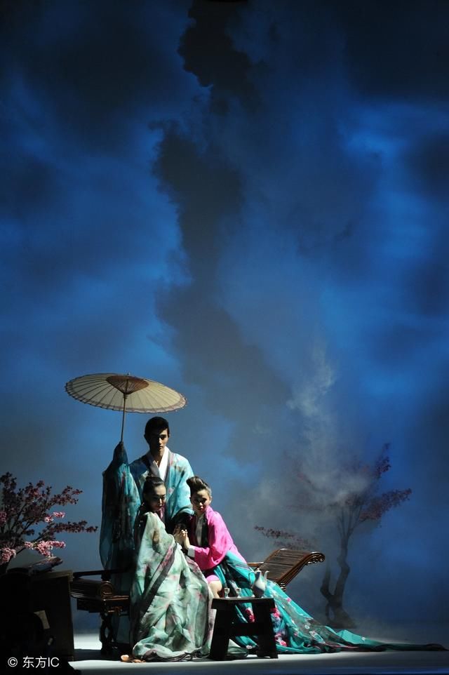 这些爱情的句子，一读就上头，容易醉