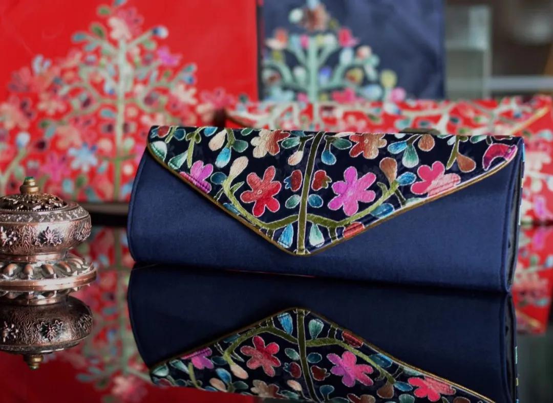 仲夏：在一本古籍中与明朝的云南县相遇