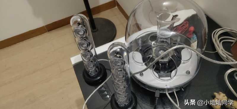 哈曼卡顿音箱水晶4代,哈曼卡顿soundsticks水晶音箱