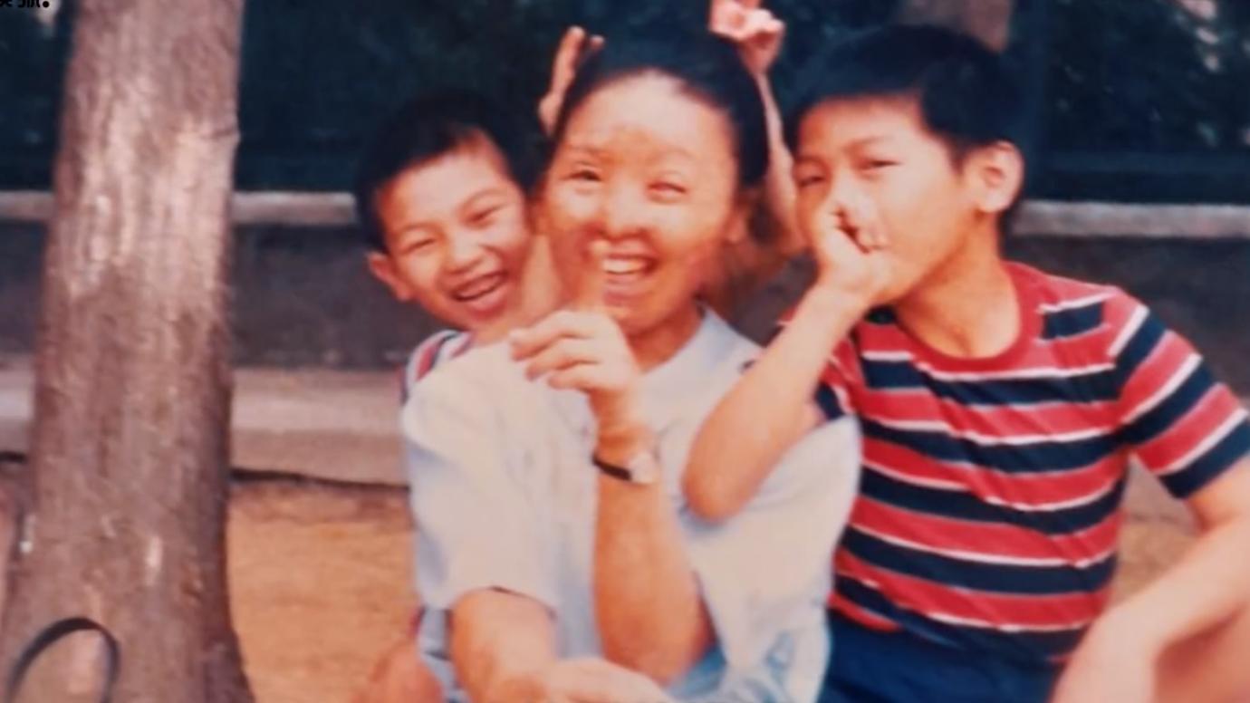 20岁小伙被重度烧伤七年后续,20岁严重烧伤毁容