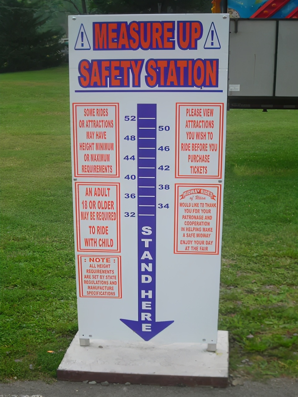 游览方特游乐园的英语,带小孩去游乐园玩滑梯