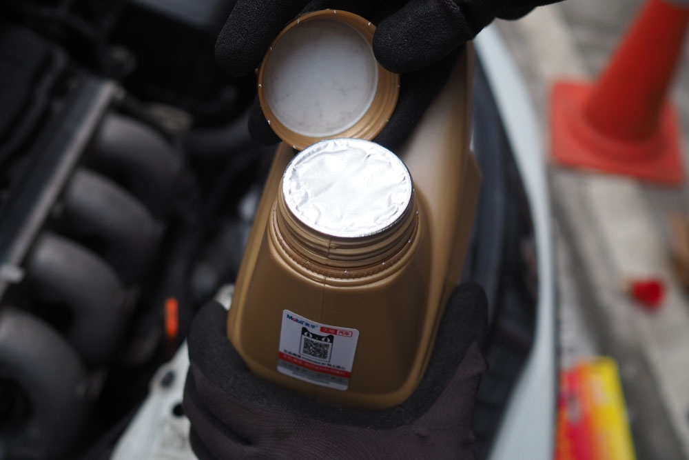 保养汽车要不要拿着保养手册,收藏汽车需要哪些手续