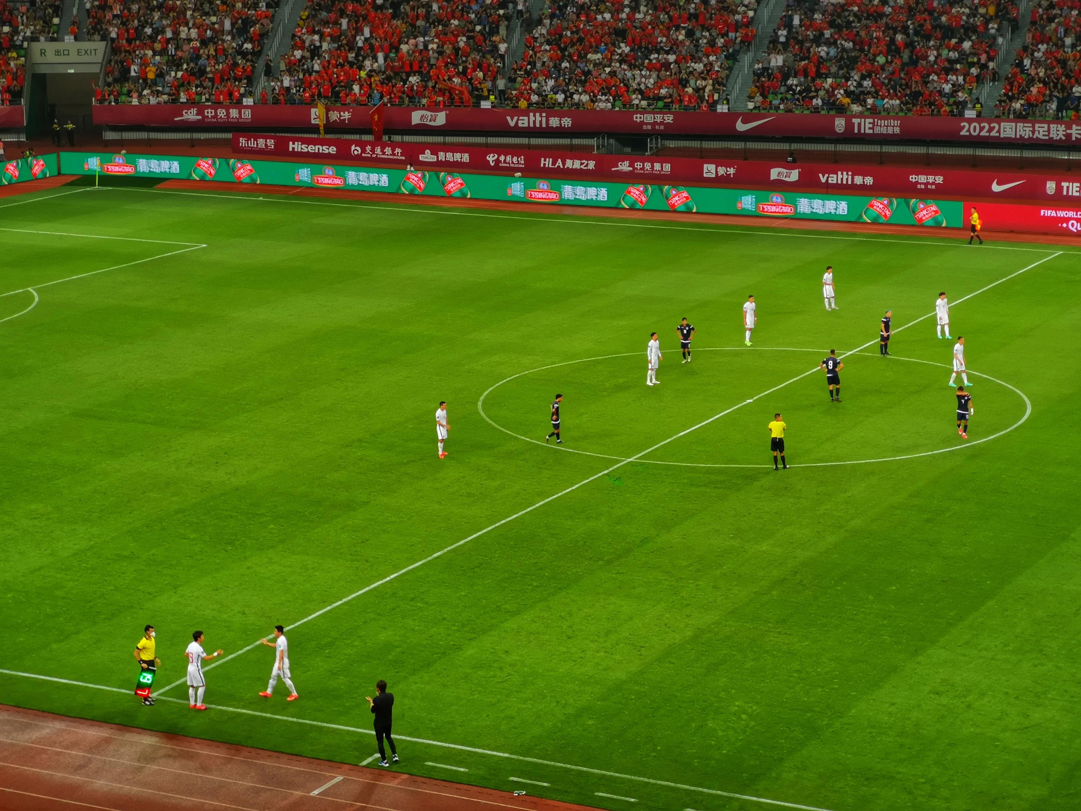 国足后防堪忧,国足令人堪忧的视频