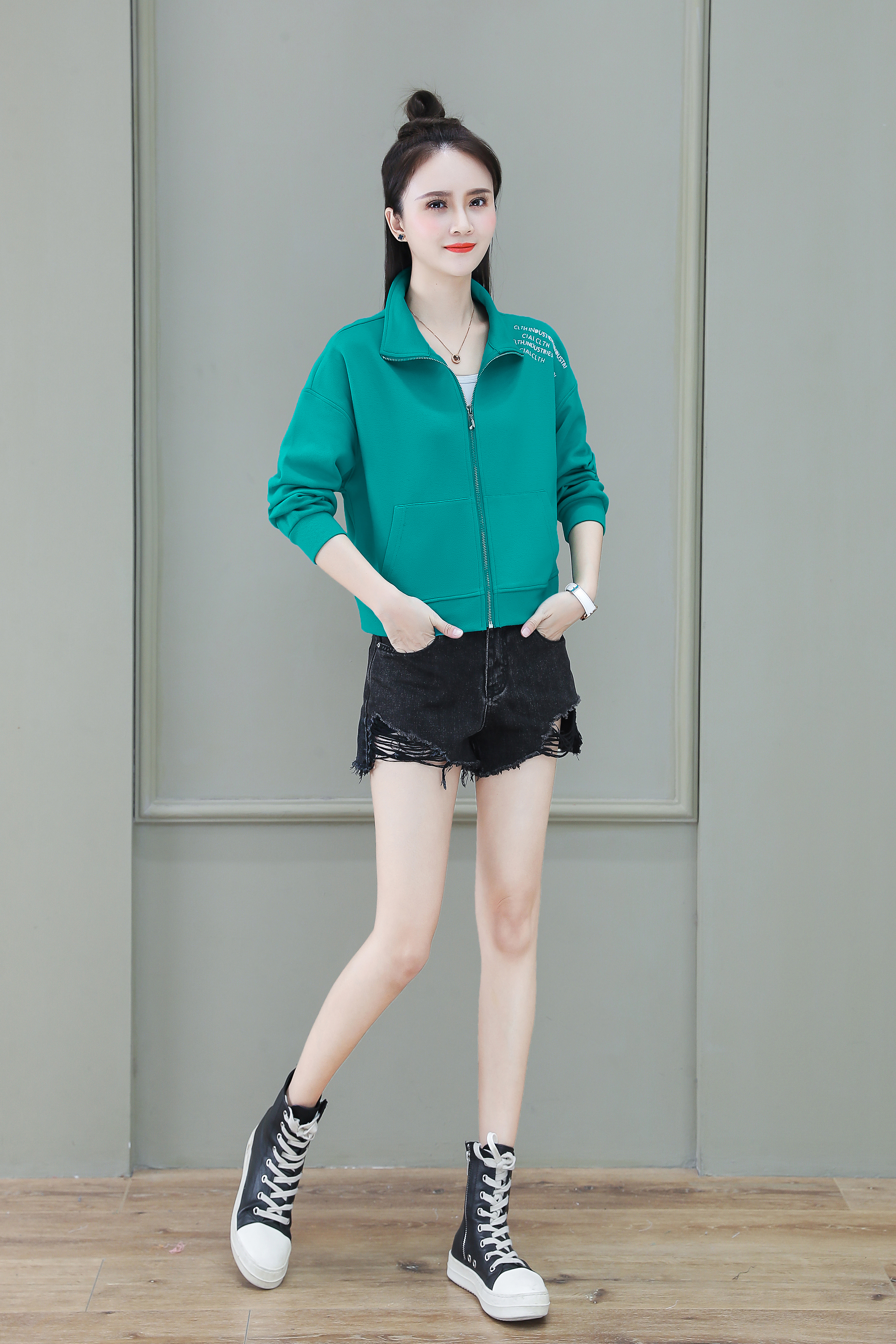 薄款卫衣女连帽夹克短款,薄款连帽卫衣外套女2022新款爆款