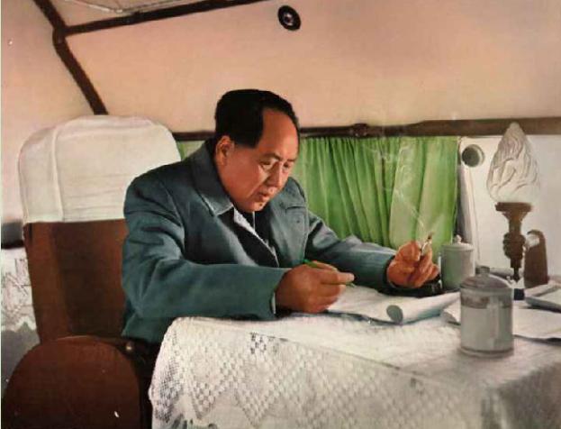 1969年,黄国华美籍妻子哭着说:我接到的任务是,*杀暗**毛*东泽**