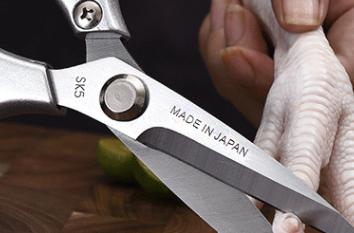 比菜刀锋利的剪刀,比剃须刀还锋利的菜刀