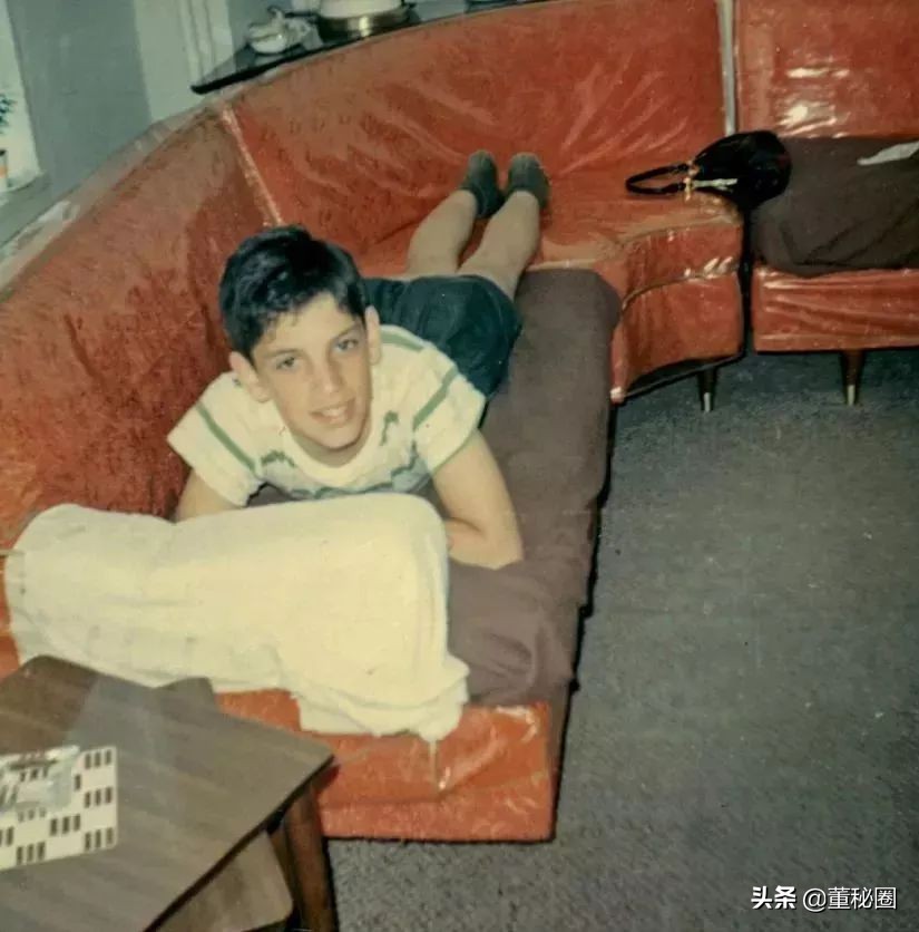 从*血卖**男孩到6000亿商业帝国，他却只想扳倒特朗普？