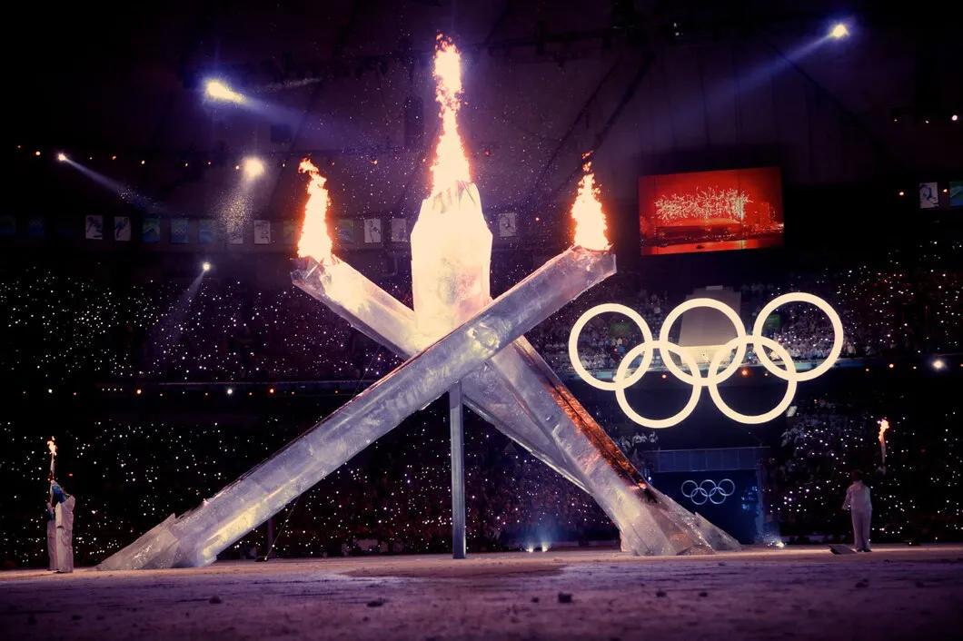 哪一年中国冬奥会会徽亮相,历届冬奥会冬残奥会会徽
