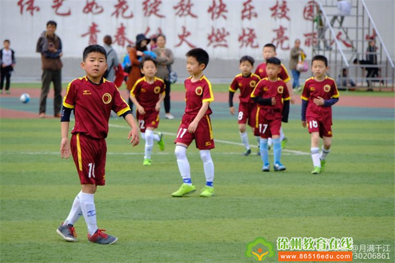 2021区长杯中泰小学足球比赛视频,2019年市长杯足球比赛小学