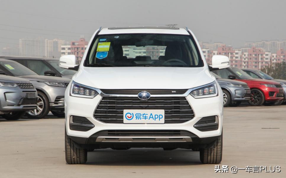 12万的五座中型suv自动挡,几万块钱自动挡双动力新车suv