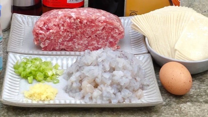 鲜虾云吞元宝型,猪肉虾仁鸡蛋三鲜馅馄饨正宗做法