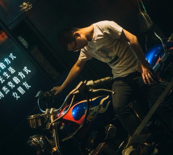 福州十大最嗨的酒吧,福州气氛最嗨的酒吧