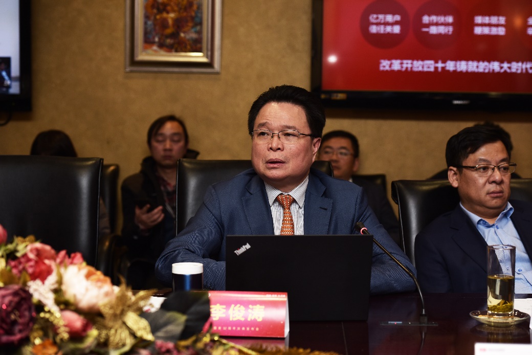 好货低价、满千返百、万人拼价、换新补贴——国美32周年实力庆生