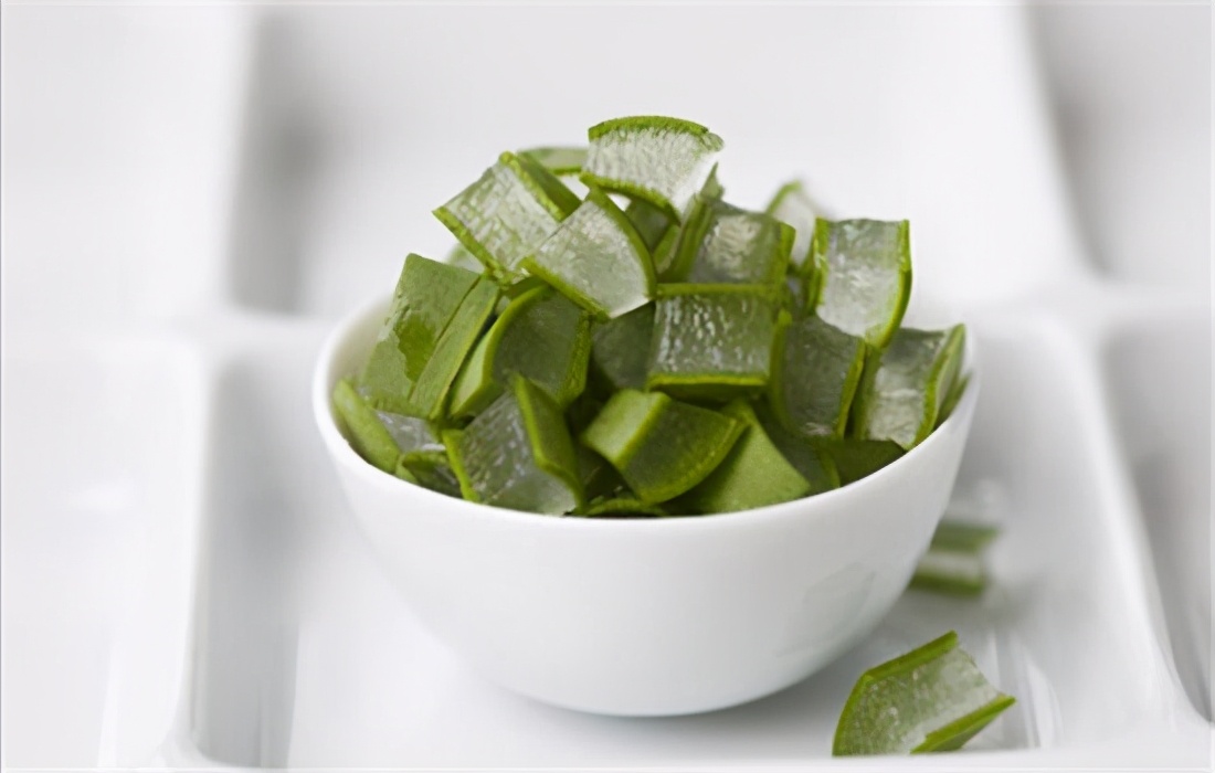 芦荟面膜真的可以祛痘淡化痘印吗,芦荟面膜的作用和功效