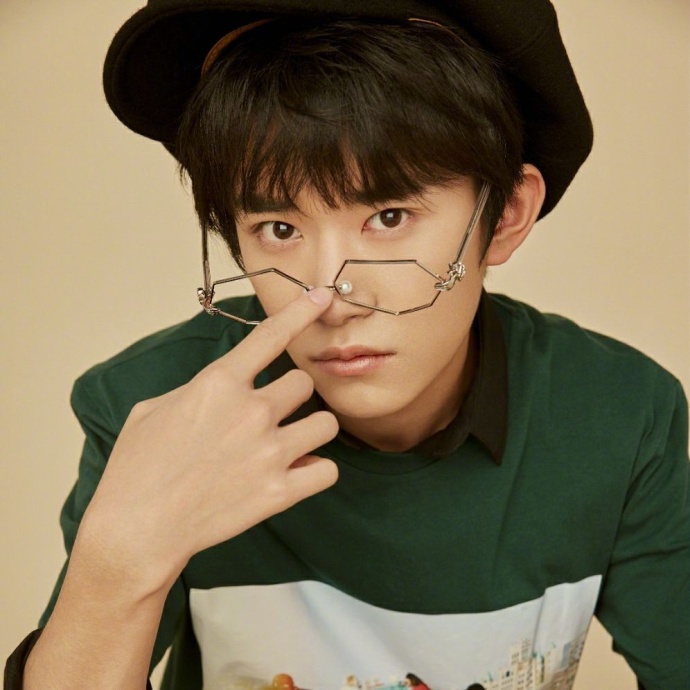 湖南出生的易烊千玺听到香港粤语，不仅懵懂，表情也成了笑点