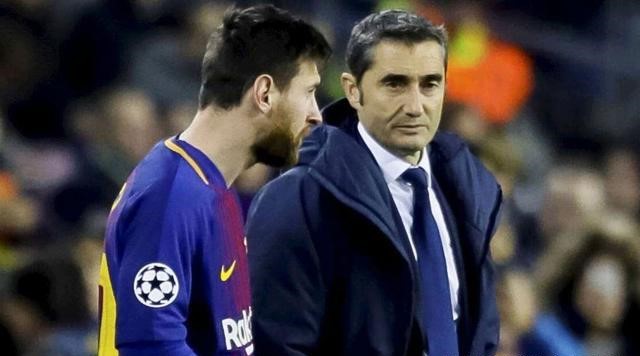 瓜帅和梅西一顿嘱咐后梅西上场,瓜帅告别战梅西