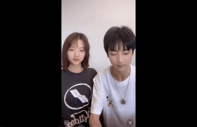 小孩子说你脚臭你该怎么怼,当众吐槽女生脚臭被骂惨