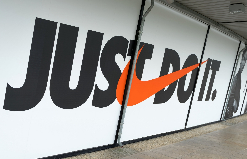 伦纳德耐克logo,耐克不悔签约伦纳德