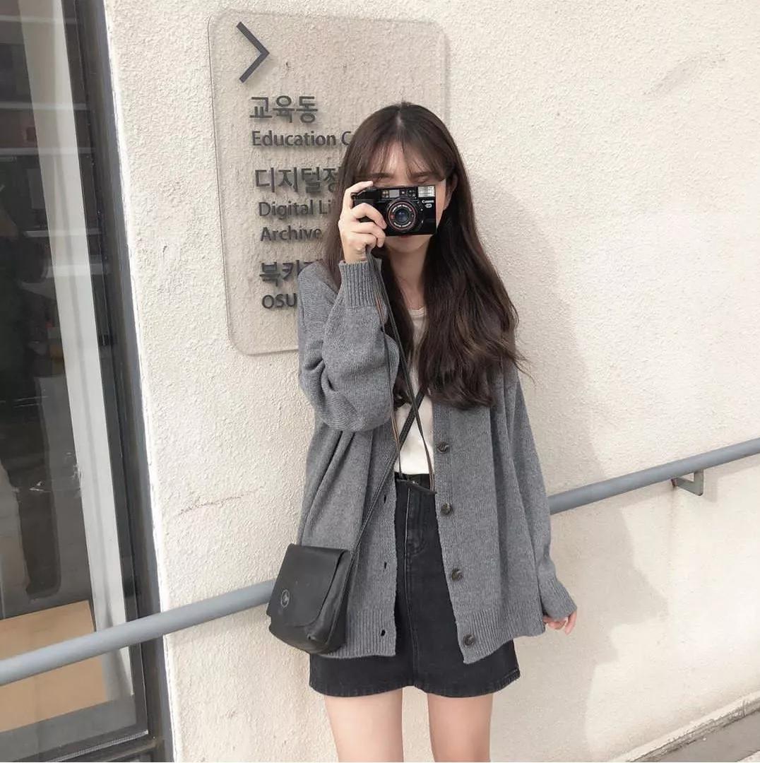 开春必穿奶奶衫出门美美美,奶奶衫连衣裙这样穿时髦炸了