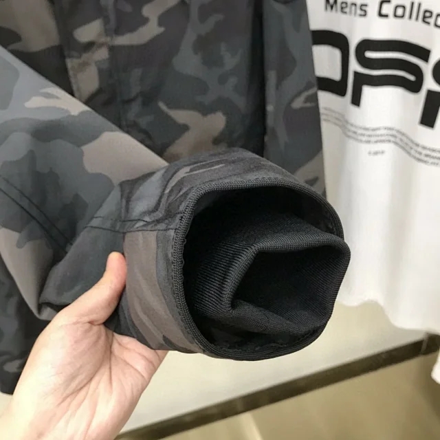 世界顶级迷彩冲锋衣,加拿大鹅冲锋衣56071