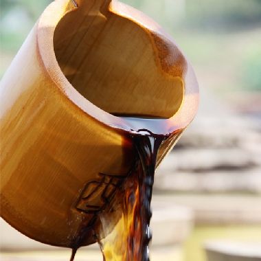 喉咙卡刺喝醋什么原理,喉咙卡鱼刺了喝醋管用吗