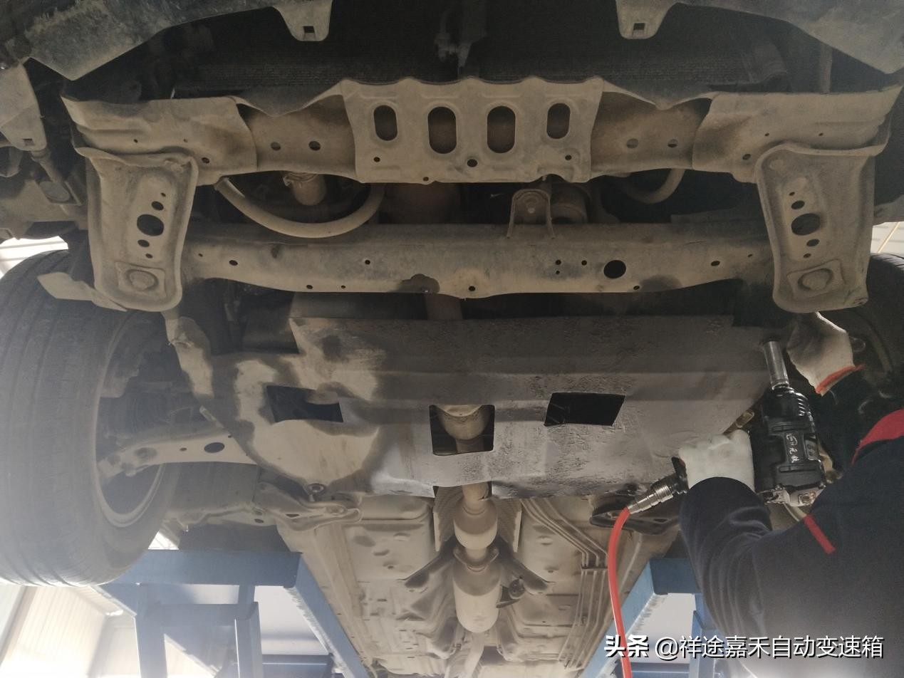 凯美瑞换挡打滑维修,丰田凯美瑞变速箱上挡偶尔打滑