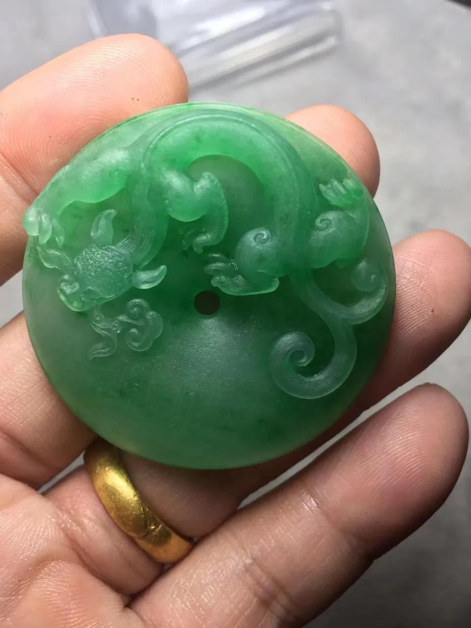 翡翠市场不景气,为什么现在的翡翠生意不好做