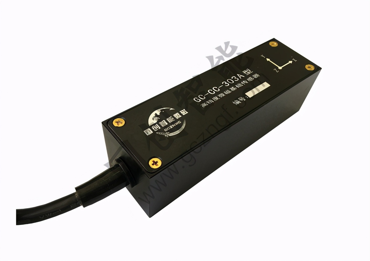 空中姿态与航向“校准者”：微磁基础传感器复合陀螺仪和加速度计