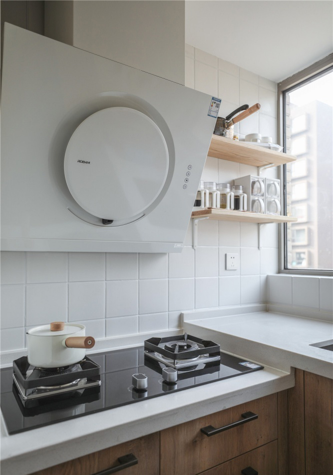 抽油烟机买顶吸还是侧吸的好,抽油烟机买顶吸好买侧吸好