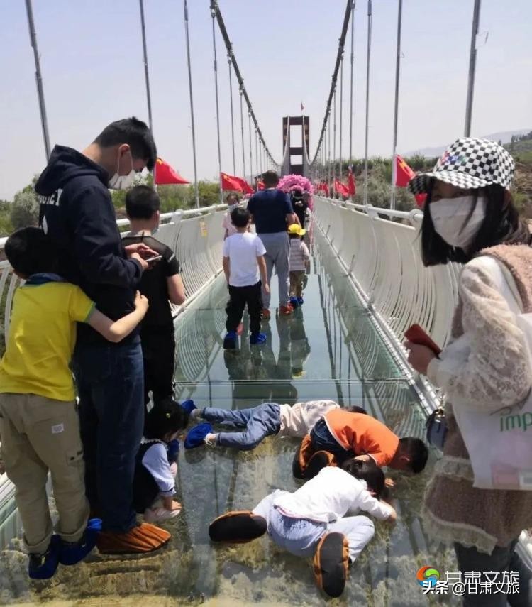 兰州第一玻璃桥,甘肃省玻璃桥栈道