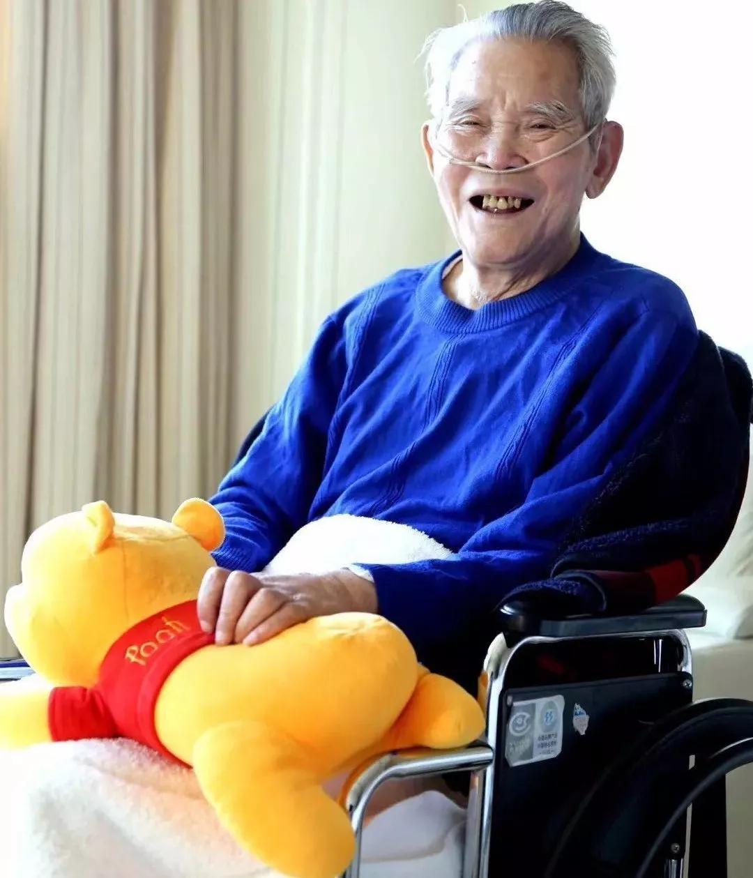 他的名字和他从事的工作，都是中国最高机密！