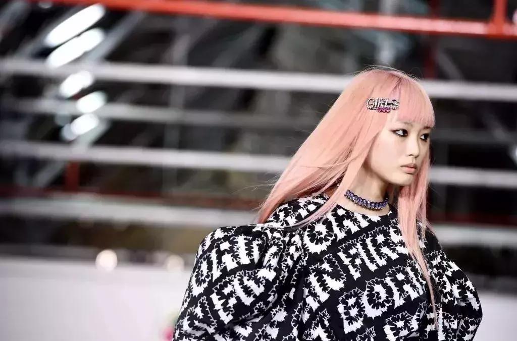 最热门的5款发型,2019年流行的女士发型