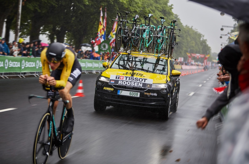 环法为啥用斯柯达汽车,斯柯达环法车队