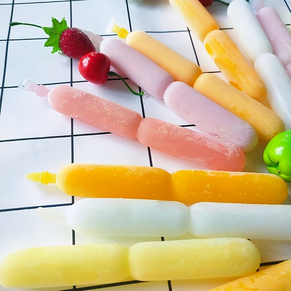 鎶氫粖蹇嗘様,灏忔椂鍊欏悆鐨勯浂椋熺殑鍥炲繂