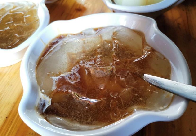 乐山冰粉在哪个地方,乐山最好吃的凉糕和冰粉