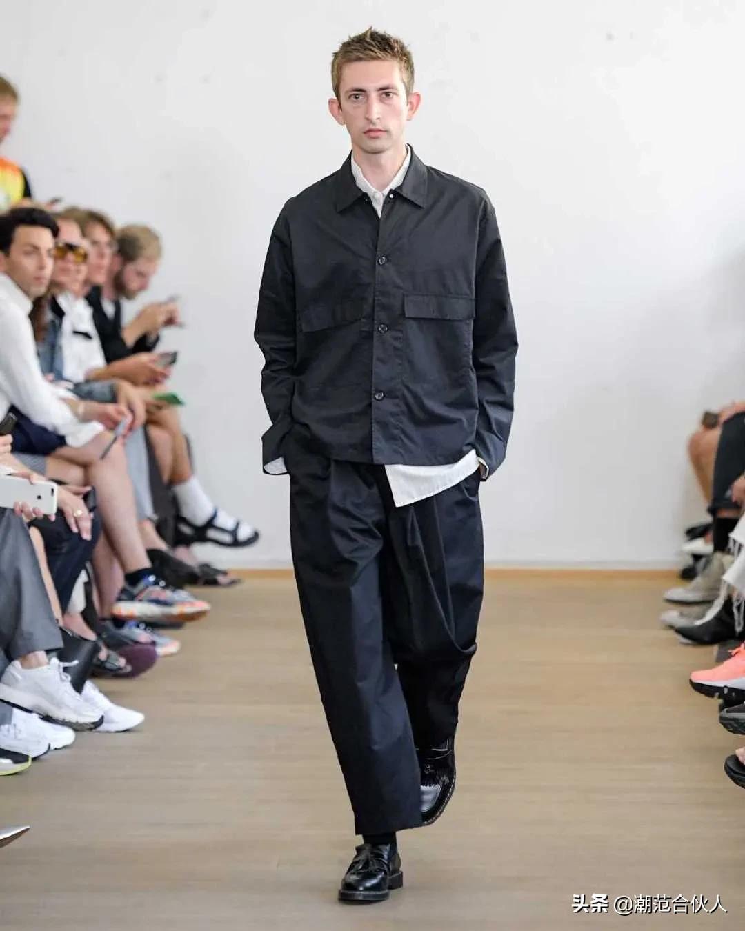 vans一脚蹬鞋感最好的,为什么vans一脚蹬这么好穿