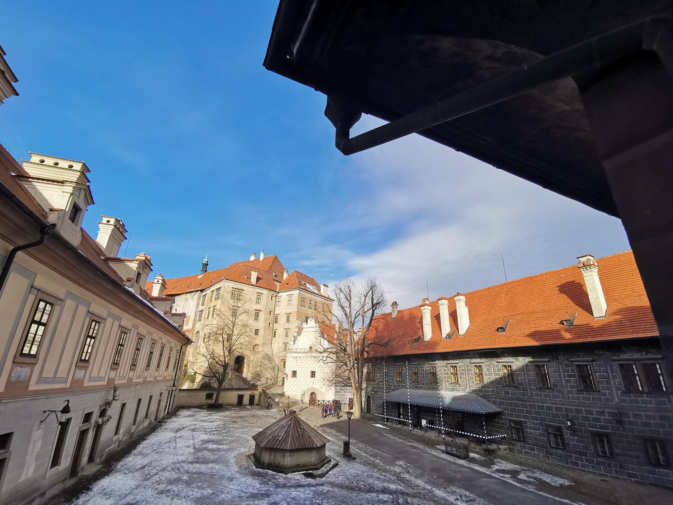 中欧美景美食自驾之旅在CK小镇亲手制作皮具纪念品