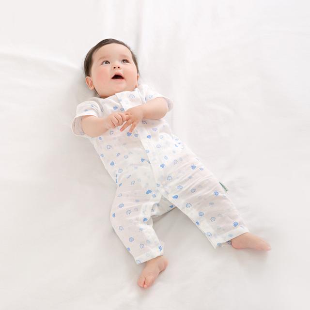 八个月宝宝还不睡整觉是什么原因,宝宝八个月还不会坐怎么办