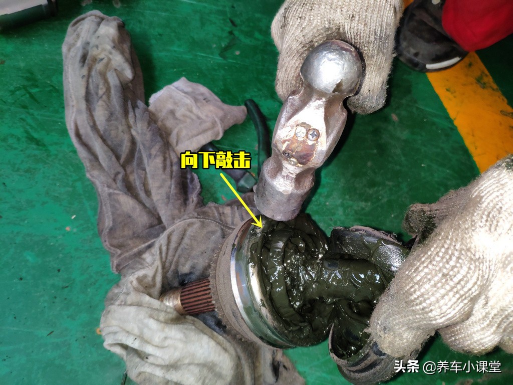 车轮遇到坑老是唧唧响怎么回事,前轮球头异响怎么回事