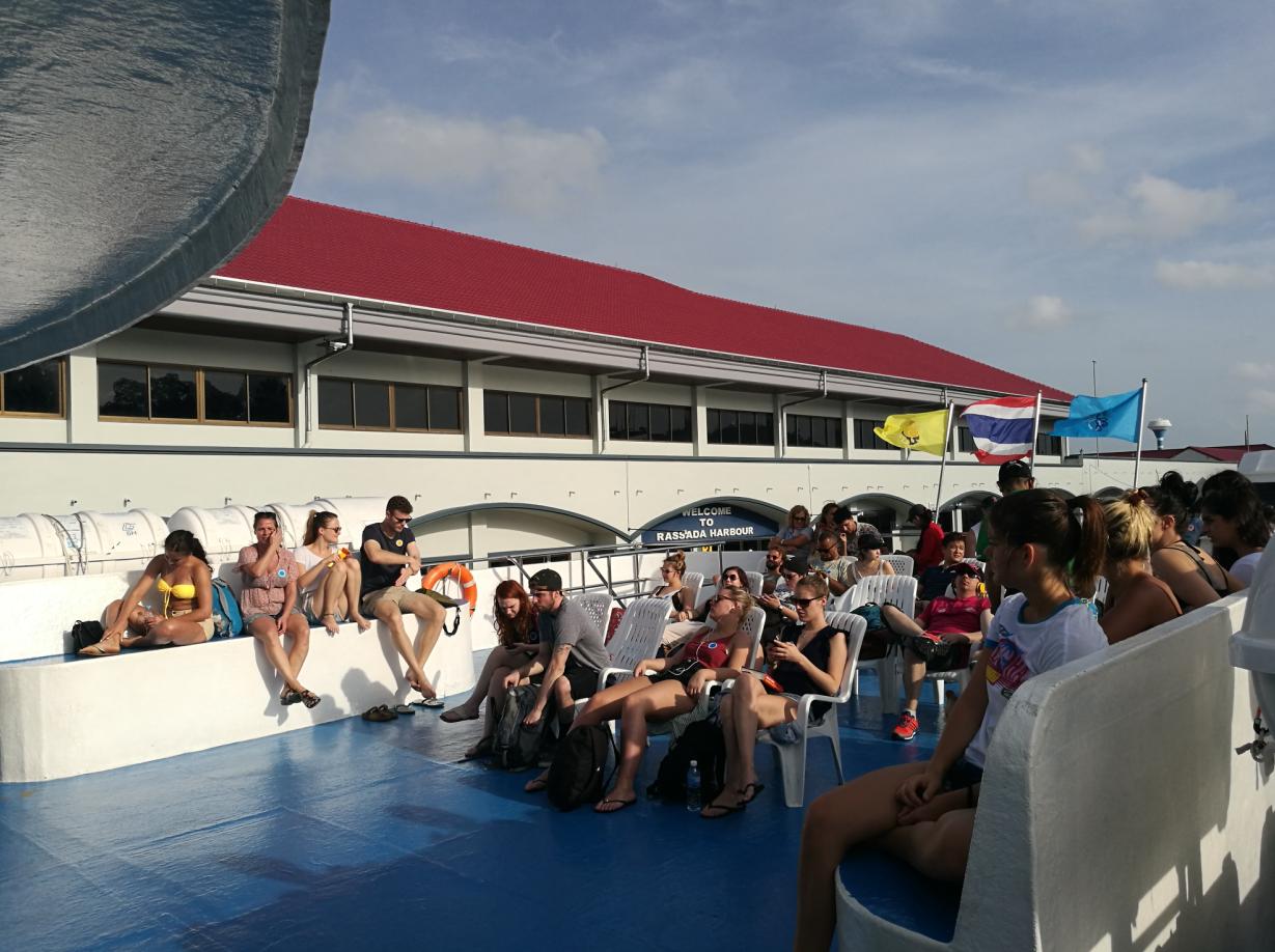 泰国普吉岛斯米兰岛旅游攻略,泰国旅游普吉岛的夏天皮皮岛浮潜