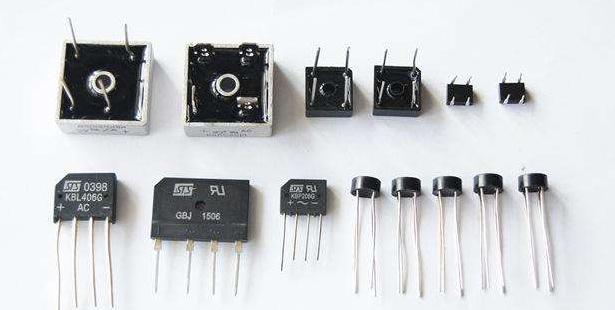 稳压二极管与开关二极管如何区别,区分稳压二极管与普通二极管